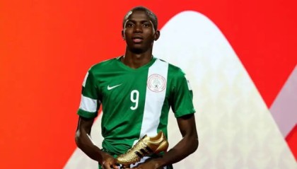  那不勒斯卫冕之路开启，奥斯梅恩伤愈复出