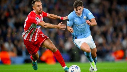  哈兰德双响助曼城逆转埃弗顿  