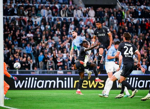  拉齐奥补时进球抢得一分  